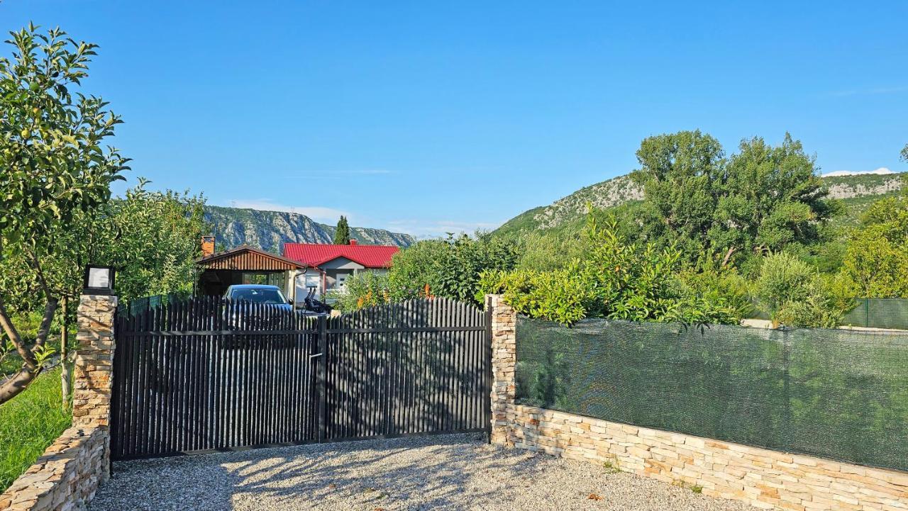 Holiday Home Natura With Private Pool Mostar Kültér fotó